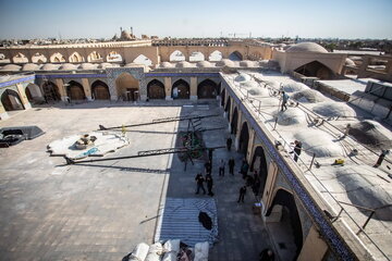 آئین سنتی برافراشتن خیمه ی حسینیه امامزاده هارونیه اصفهان