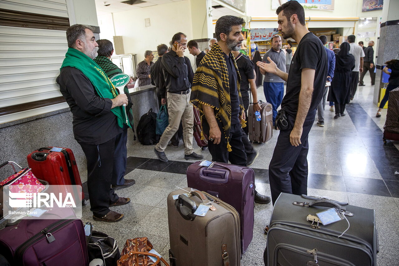 زائران اربعین در بازگشت از عراق کنترل بهداشتی می‌شوند