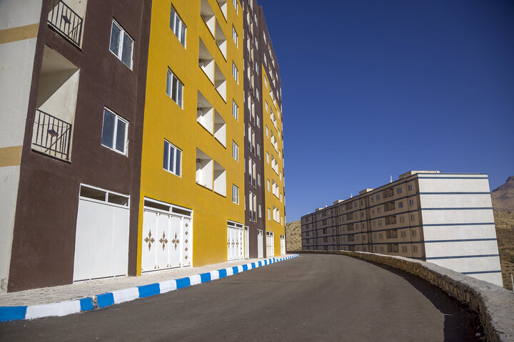 تکمیل سرپناه مردم پس از 13 سال؛ 5 هزار و 500 خانوار در شب عید خانهدار شدند 4