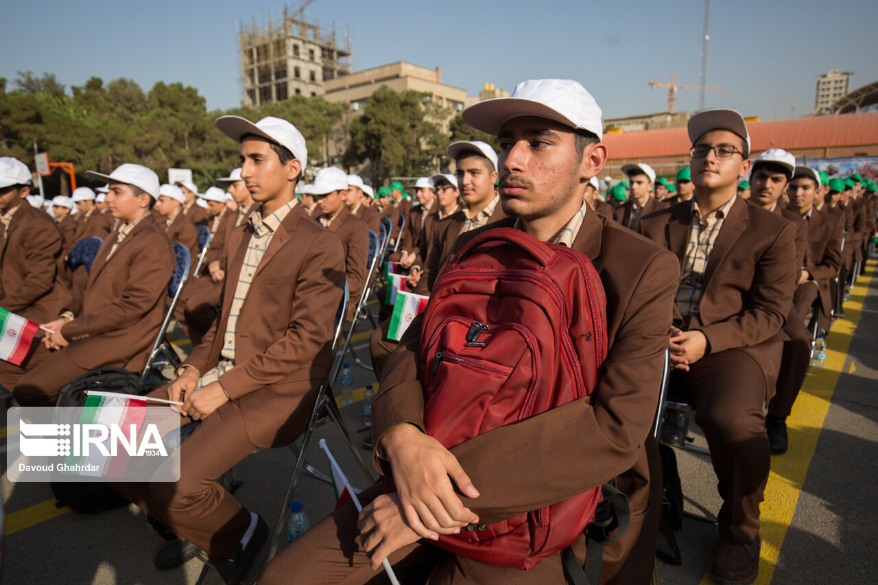 کوچ دانشآموزی؛ چرا و به کجا؟ کوچ دانشآموزی؛ چرا و به کجا؟