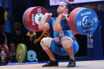 کسب نخستین طلای ایران توسط «دهدار» در رقابت‌های وزنه‌برداری قهرمانی جهان