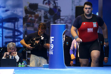 داودی احیاگر روزهای پرافتخار وزنه‌برداری ایران در المپیک 