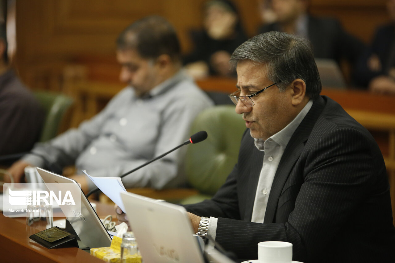عضو شورای شهر:آلودگی هوای تهران یک مساله سیاسی است