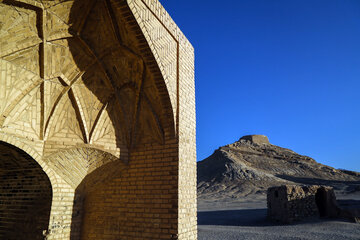 Iran: les «tours du silence» de Yazd