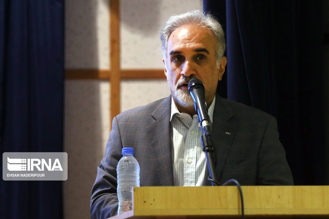 حکیمیپور: برخی از جریانها بر طبل مشارکت حداقلی میکوبند