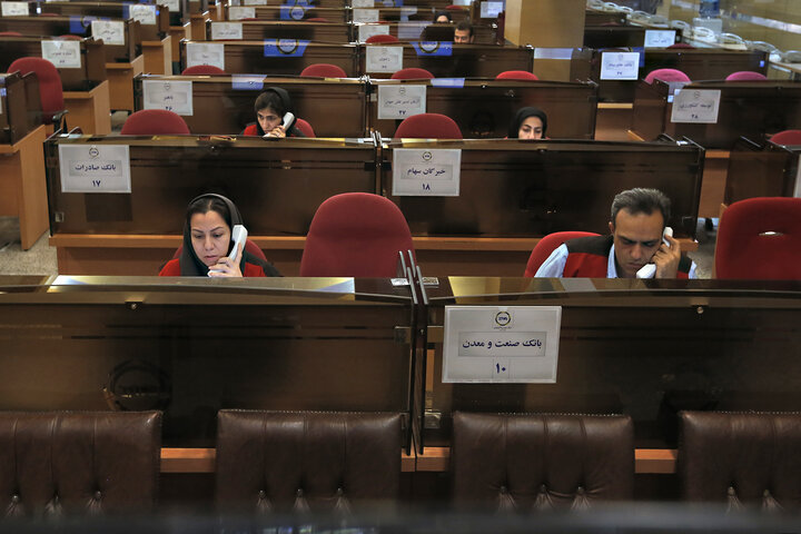 عرضه 35 هزار تن مواد شیمیایی در بورس کالا