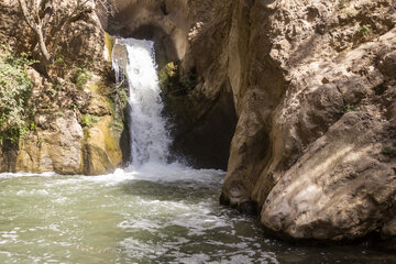 آبشار «کَرهِ بَس»