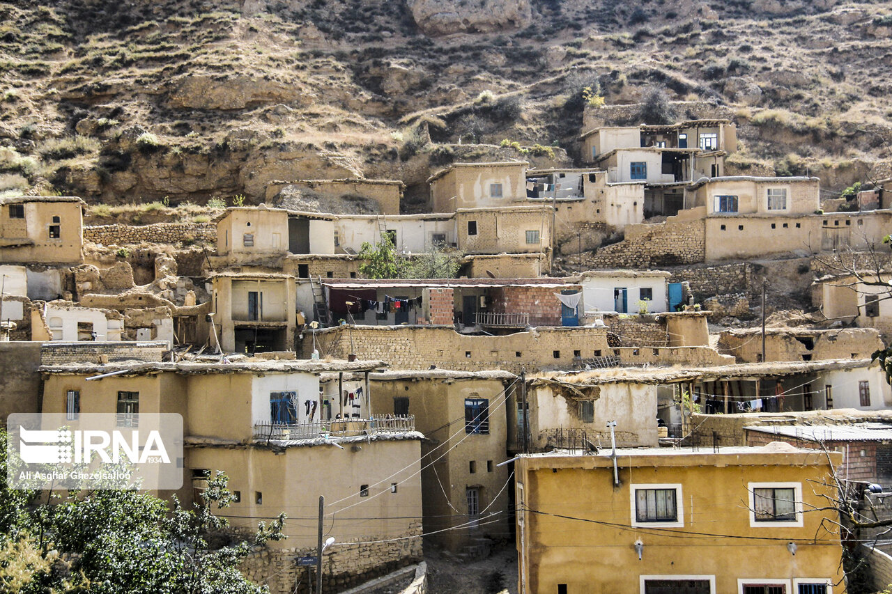 پرداخت پول مالباختگان پرونده پرهام و مروری بر اخبار هفته قبل گلستان پرداخت پول مالباختگان پرونده پرهام و مروری بر اخبار هفته قبل گلستان