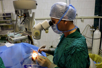 پیوند قرنیه از فرد زنده در کشور شایعه است/ ضرورت سنجش بینایی تا ۶ سالگی