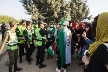 حاشیه دیدار تیم ملی فوتبال ایران - کامبوج