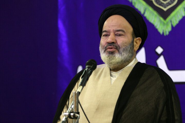 کنفرانس وحدت گامی برای همدلی اقوام ایرانی است