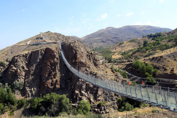 سه قطب گردشگری استان اردبیل تقویت می‌شود