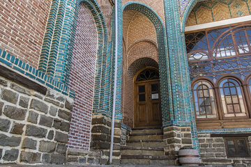 İran’da tarihi Hidayet Okulundan görüntüler
