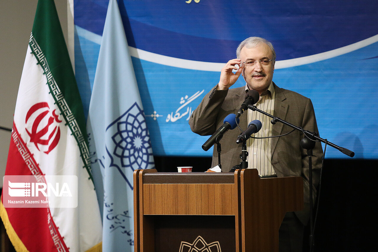 وزیر بهداشت: مردم از ترددهای غیرضروری جدا پرهیز کنند