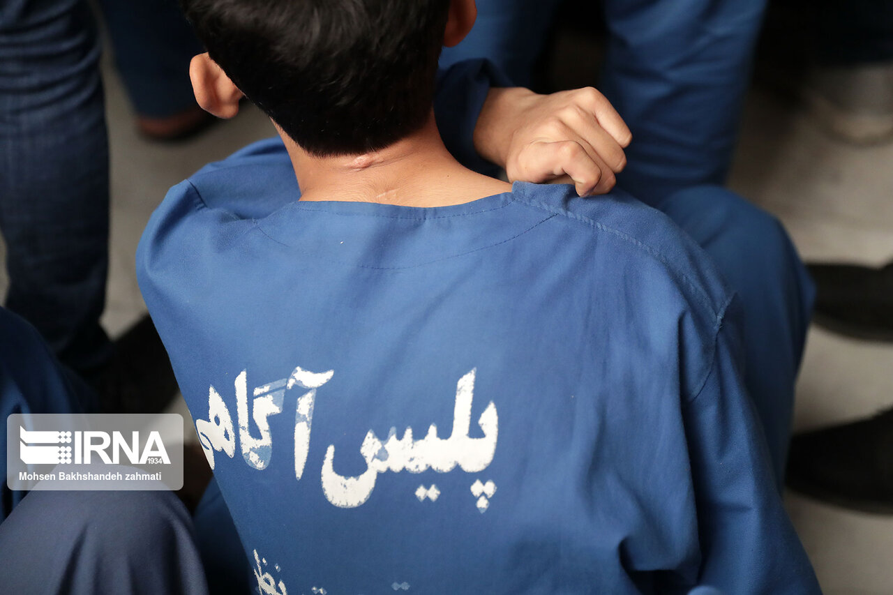 یک کلاهبردار ۱۴۰ میلیارد ریالی در اراک دستگیر شد یک کلاهبردار ۱۴۰ میلیارد ریالی در اراک دستگیر شد