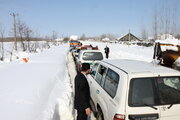 برف و کولاک جاده مشهد - کلات را مسدود کرد