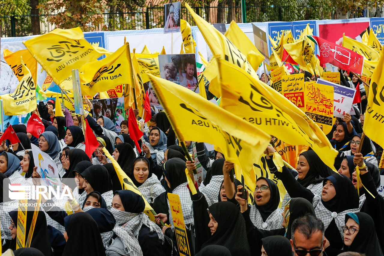 دعوت از دانش‌آموزان و تشکل‌ها برای شرکت گسترده و پرشور در مراسم ۱۳ آبان