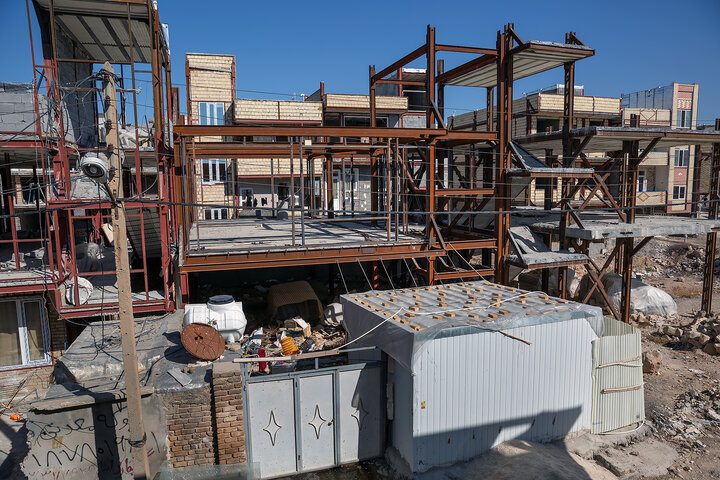 ناتوانی مالی زلزلهزدگان کرمانشاه در بازپرداخت وامهای بانکی