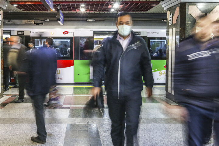 کاهش سرفاصله حرکت قطارهای مترو تهران کار بزرگی است