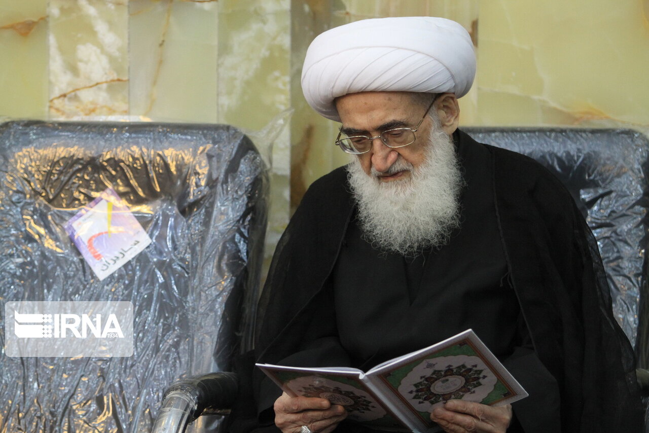 آیتالله نوری همدانی ارتحال مرحوم طبرسی را تسلیت گفت
