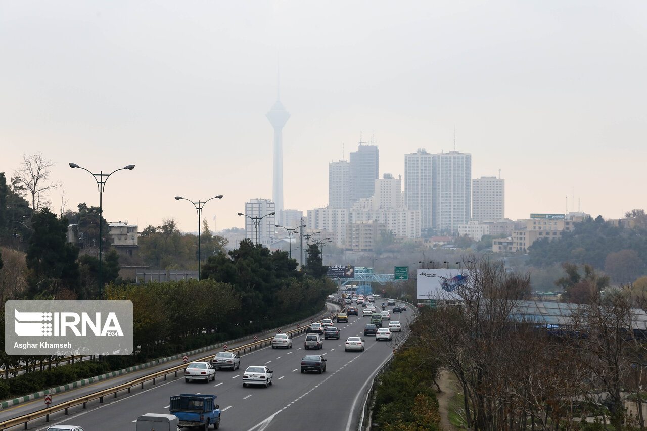 کیفیت هوای تهران همچنان ناسالم برای همه گروه‌هاست