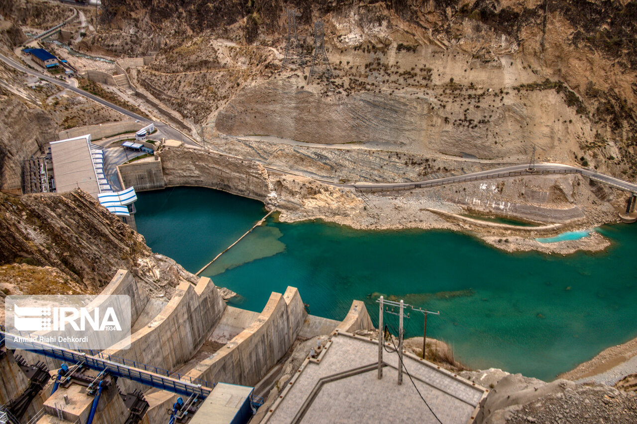 تولید ۲۵۰هزار مگاوات ساعت برق توسط نیروگاههای برقآبی در ایام نوروز تولید ۲۵۰هزار مگاوات ساعت برق توسط نیروگاههای برقآبی در ایام نوروز