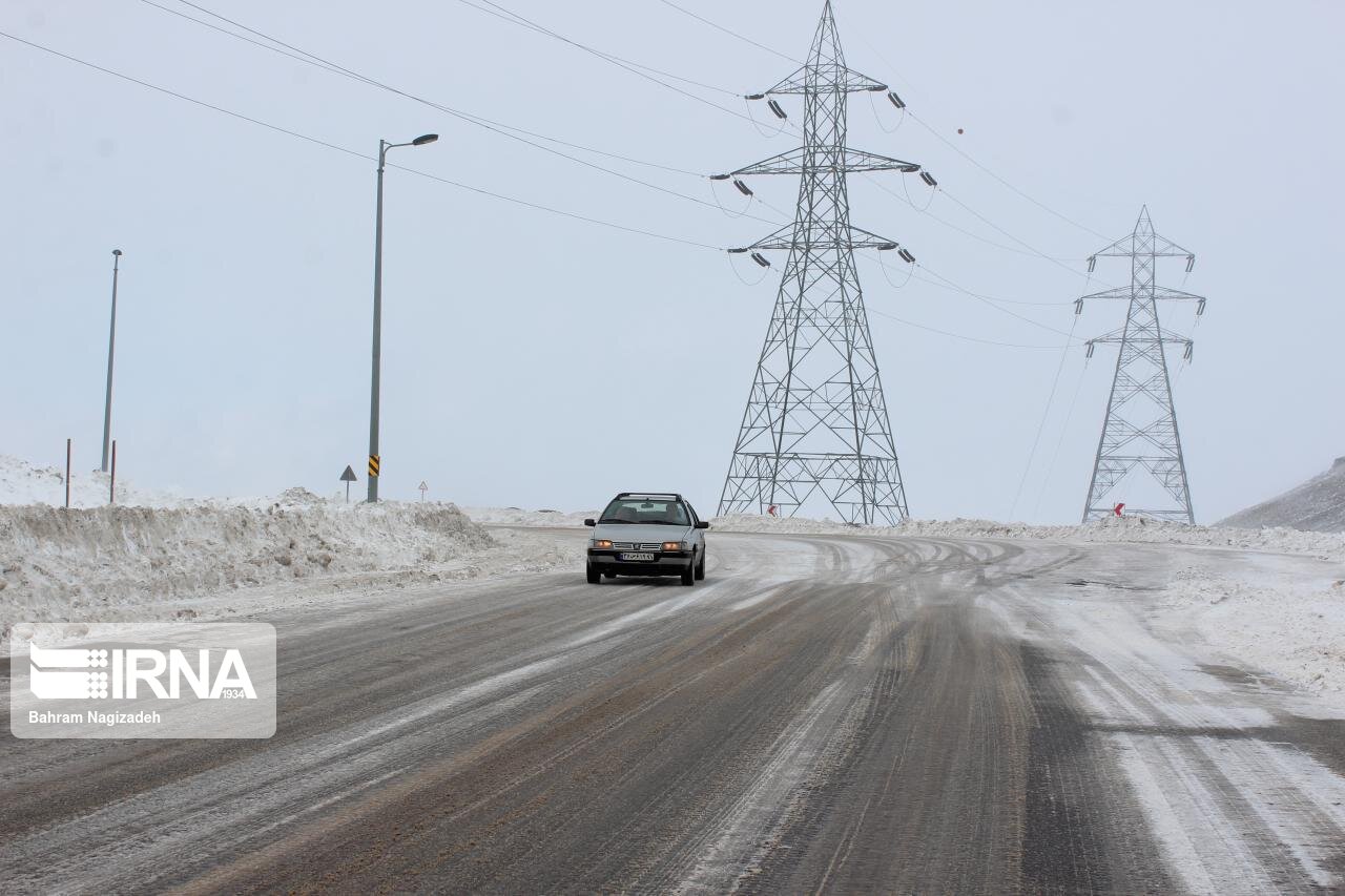 آخرین وضعیت جاده‌ها و بارش برف در سراسر کشور