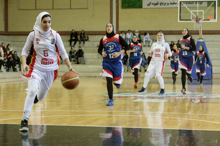 رقابت‌های بسکتبال تیم های دختران شهر گرگان و آسمان سترگ سپهرداد تهران