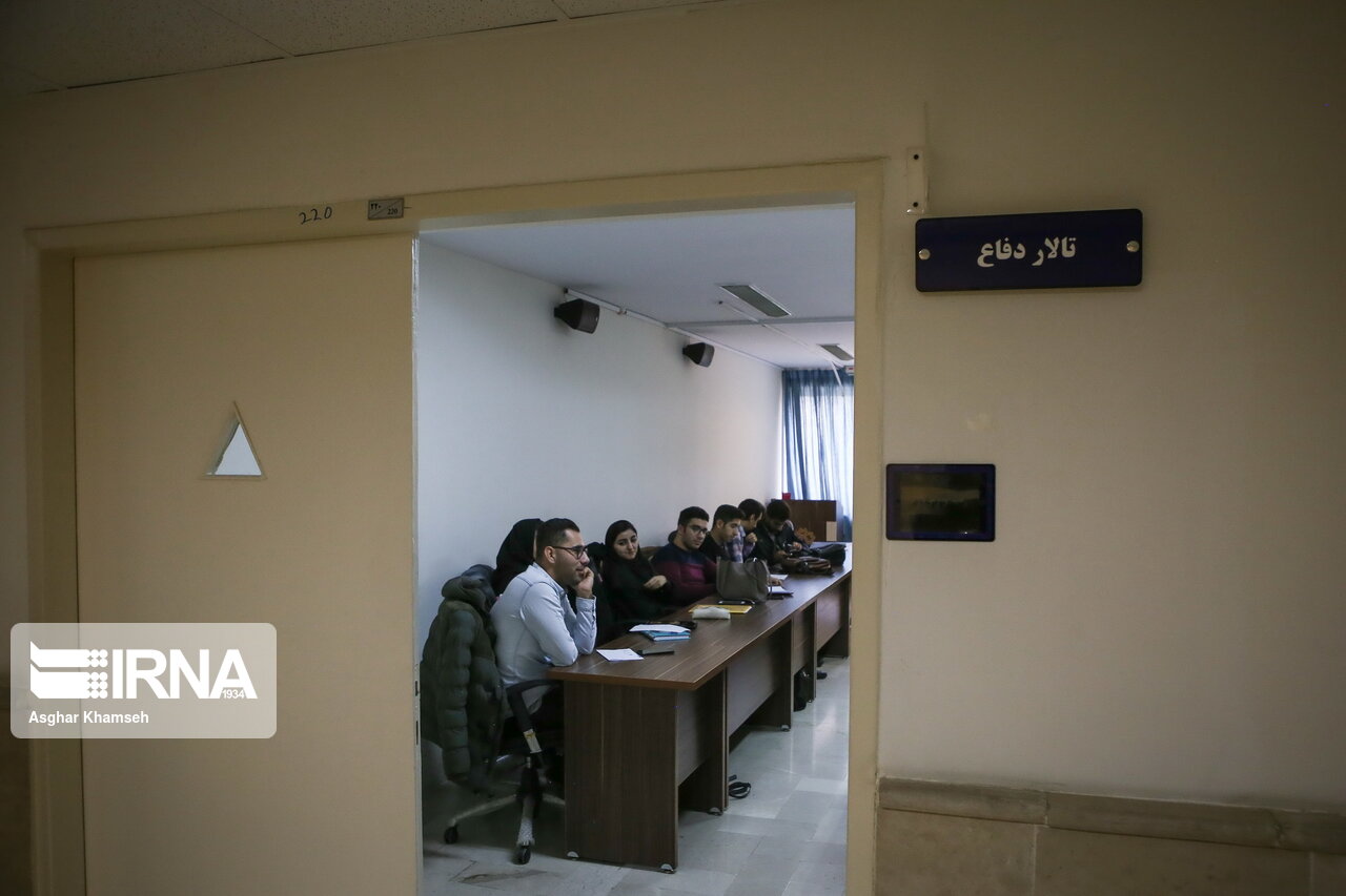 سه هزار پایان‌نامه و رساله دانش‌آموختگان ایرانی خارج کشور در ایرانداک ثبت شد