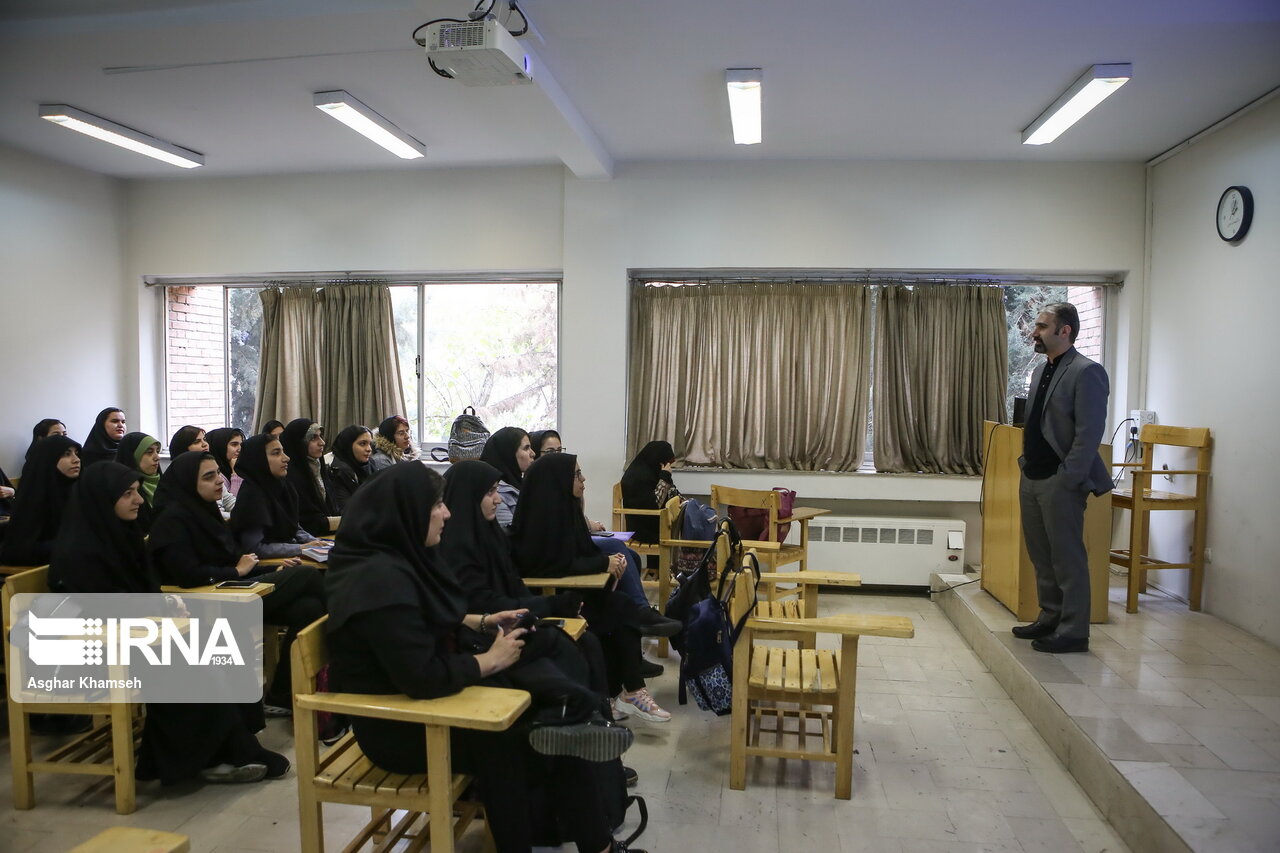نشست روسای دانشگاه‌ها در شیراز/بررسی آیین‌نامه پژوهانه اساتید و تعاملات بین‌المللی