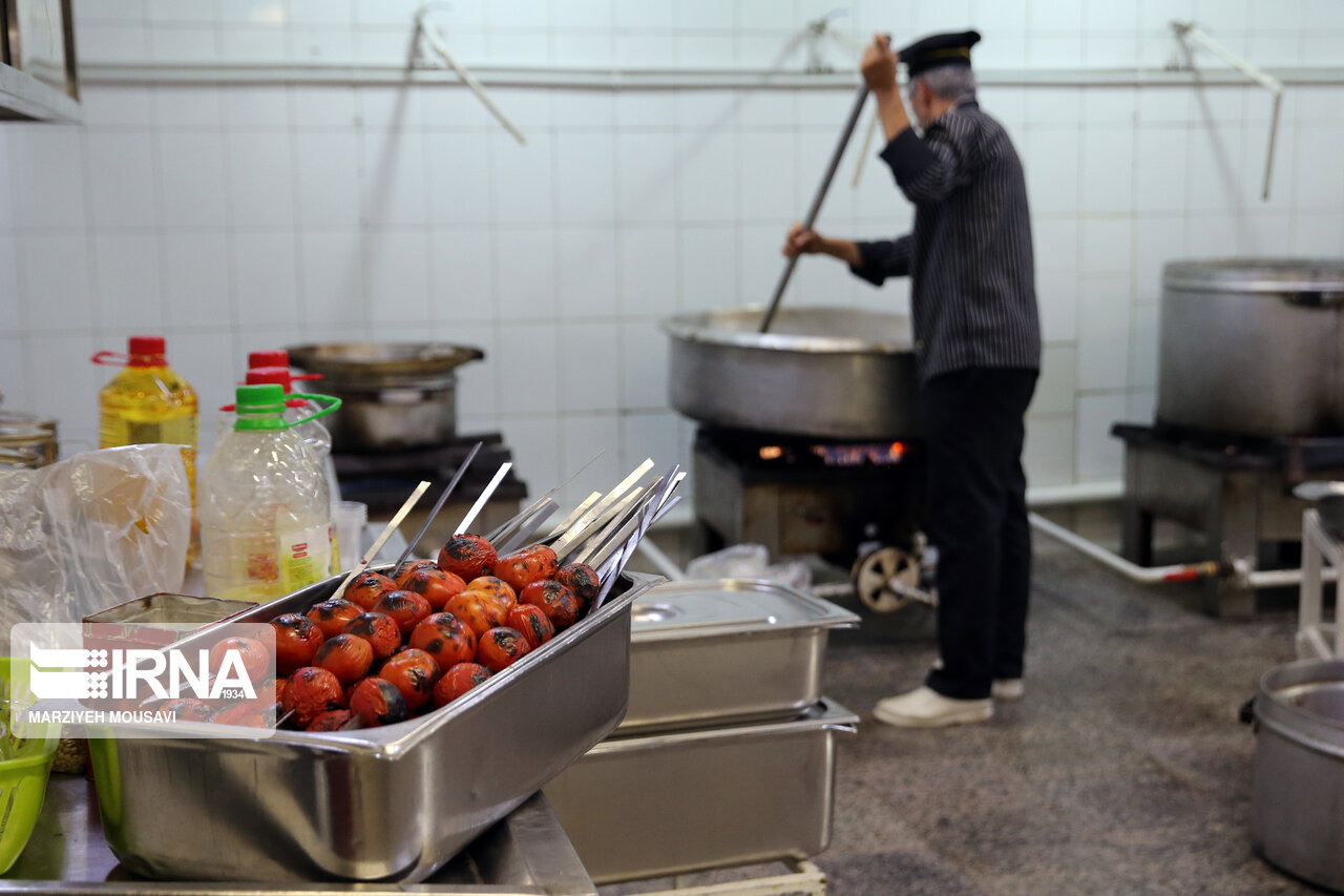 خسارت ۲۰۰ میلیارد ریالی کرونا به رستوران‌داران بجنورد