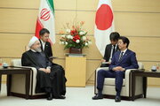 El presidente Rohani y el primer ministro japonés examinan diversos asuntos regionales e internacionales

