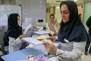 مطالبات هشت هزار پرستار دانشگاه علوم پزشکی مشهد در حال پیگیری است 