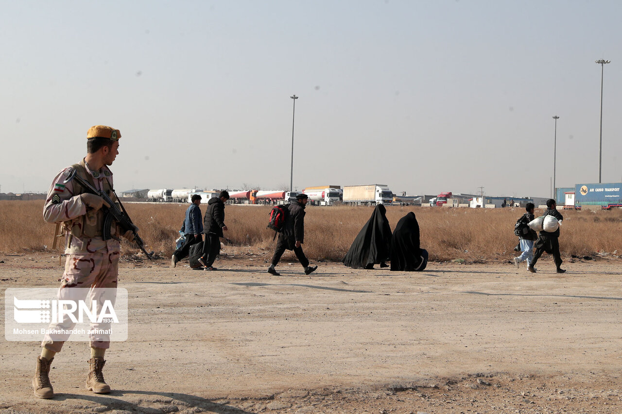 حدود ١٩ هزار نفر تبعه کشور افغانستان از طریق مرز تایباد طرد شدند