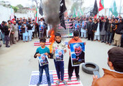 تجمع نمازگزاران پاکستانی در محکومیت ترور سردار سلیمانی‎
