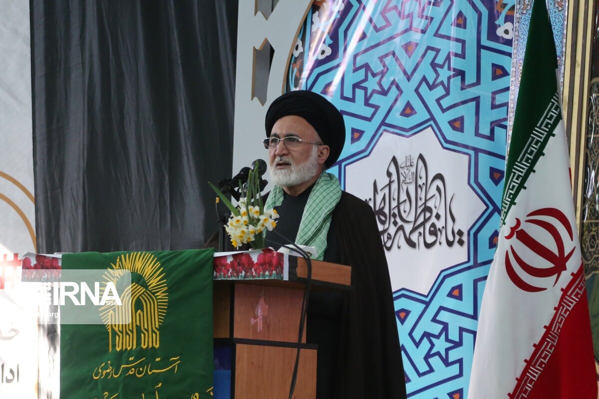 حجتالاسلام قاضیعسکر فعالیت خود را در آستان حرم عبدالعظیم(ع) آغاز کرد حجتالاسلام قاضیعسکر فعالیت خود را در آستان حرم عبدالعظیم(ع) آغاز کرد