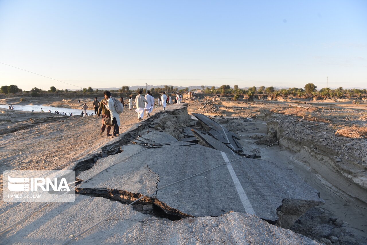 اقدامات وزارت دفاع در مناطق سیل‌زده هرمزگان و سیستان و بلوچستان