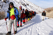 اقامت شبانه کوهنوردان تکابی در ارتفاع ۳ هزار متری کوه بلقیس 
