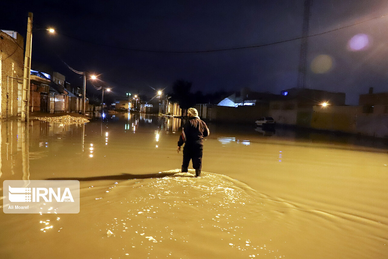 امدادرسانی به 729 فرد گرفتار در آبگرفتگی خوزستان