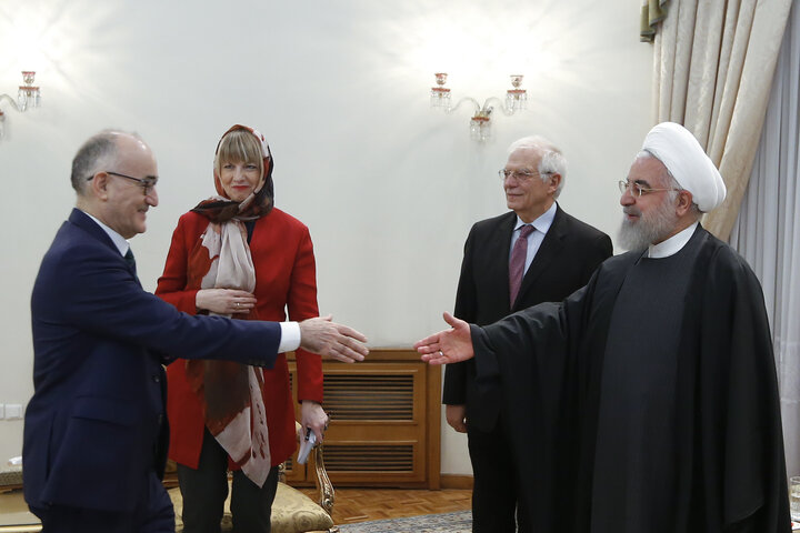 Рухани провел переговоры с главой дипломатии ЕС в Тегеране