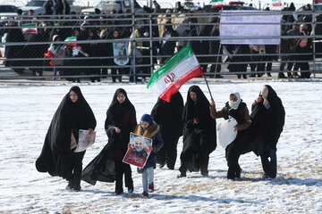 حضور رئیس جمهوری در راهپیمایی 22 بهمن