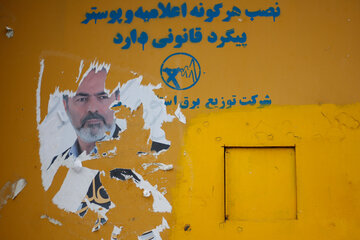 بنرها، پای ثابت تخلفات انتخاباتی در شیراز 