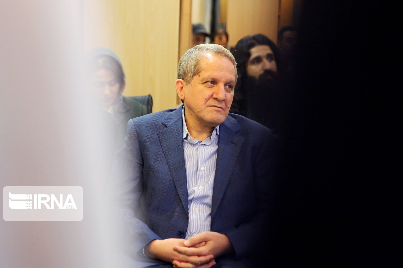اسماعیل امینی: «شعر» ماورایی نیست/ تاثیر سرود بر جامعه
