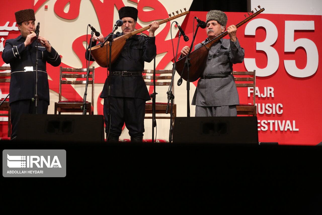 صحنه رنگارنگ موسیقی اقوام در جشنواره سی و هفتم فجر
