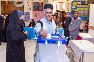انتخابات در حوزه انتخابیه اردل، فارسان، کوهرنگ و کیار به پایان رسید