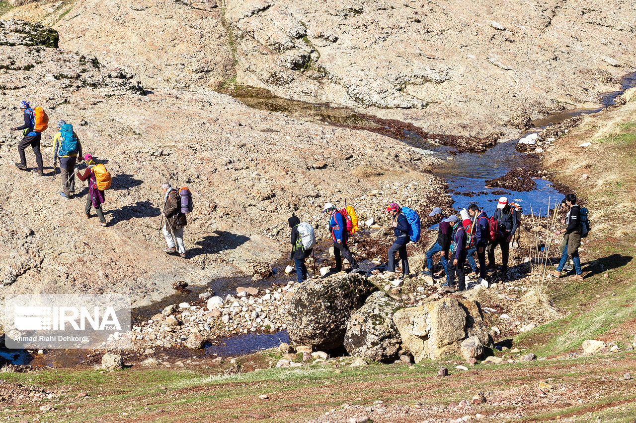 شهروندان از طبیعت‌گردی و کوهنوردی در کوهستان‌های البرز خودداری کنند