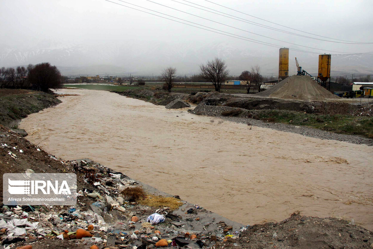 مدیریت بحران البرز نسبت به اسکان در حاشیه رودخانه ها هشدار داد 