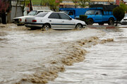 سیلاب خسارت‌هایی را به راه‌های دسترسی شهرستان خواف وارد کرد