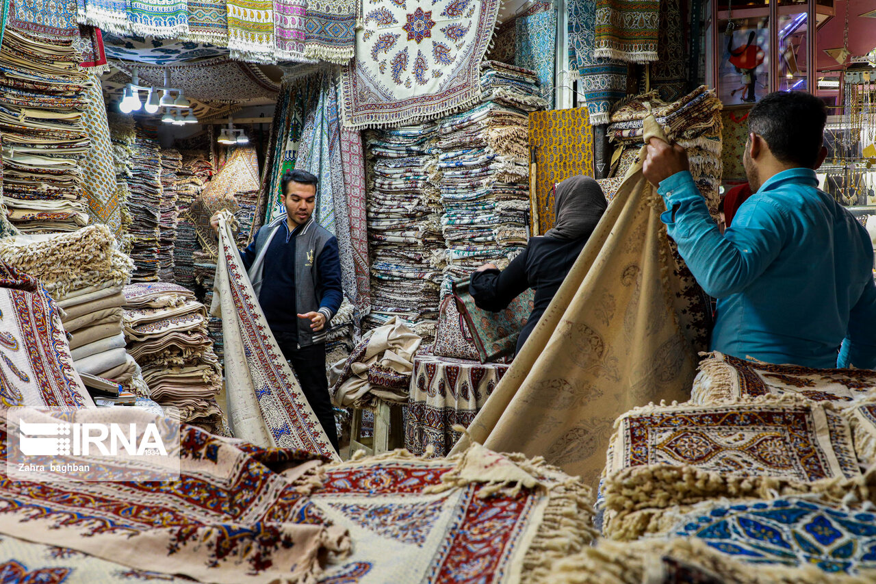 پنج میلیارد ریال به بازارچه صنایعدستی خنداب استان مرکزی تخصیص یافت پنج میلیارد ریال به بازارچه صنایعدستی خنداب استان مرکزی تخصیص یافت