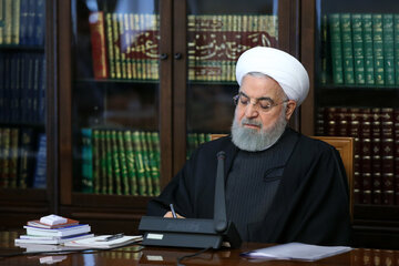 روحانی دستور تسریع در رسیدگی به لوایح منع خشونت را صادر کرد